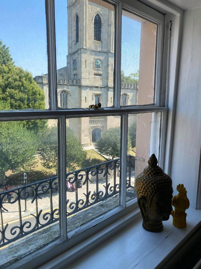 Letting Serviced Apartments - Guards View, Windsor Kültér fotó